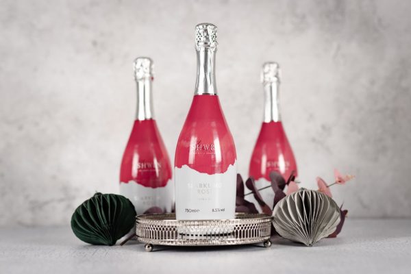 3x bottles of Sparkling Rosé Christmas decorations